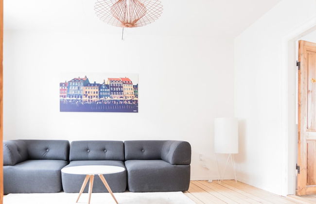 Spacious and Cool 1-bed in Gadekvarteret - Foto 1