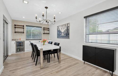 Spacious 3BR Home with Private Pool in Hollywood - Foto 9