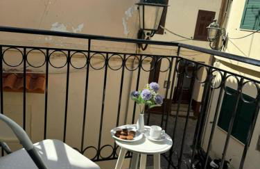 Kyveli LuxuryRooms - Photo 19