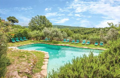 Amazing Home In Bucine Ar With Kitchen - Foto 1