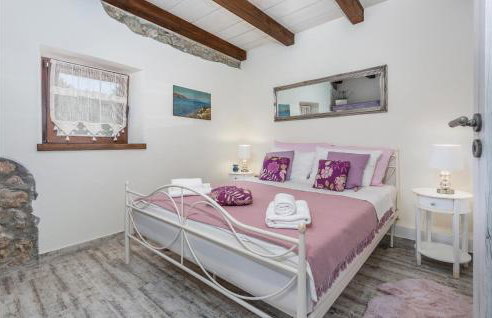 2 Bedroom Cozy Home In Malinska - Photo 6