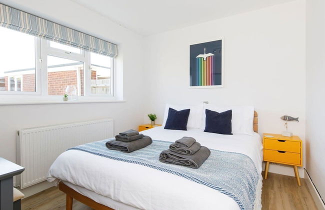 Coastal Retreat for 6 Close to Beaches - Photo 51