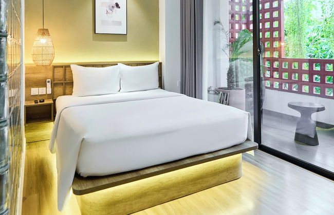 KIN WANDER TAN PHONG, THE MOONAGE - Foto 34