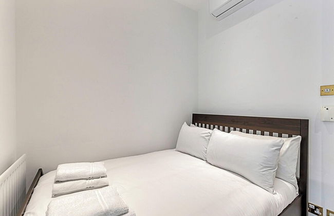 A One-bedroom Apartment Situated In Central London - Foto 2