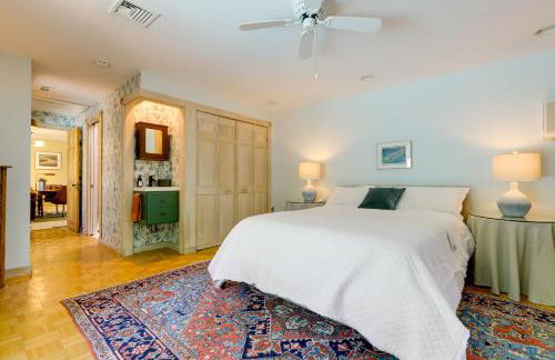 Shared Hot Tub Historic Cottage, Walk to Elm Park - Foto 13