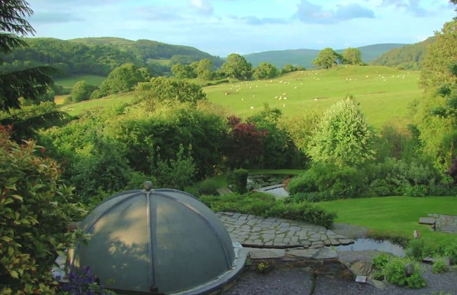Bryn Melyn Farm Cottages- 5 Luxury Cottages In A Stunning Setting with Wood Fired Hot Tub - Photo 33
