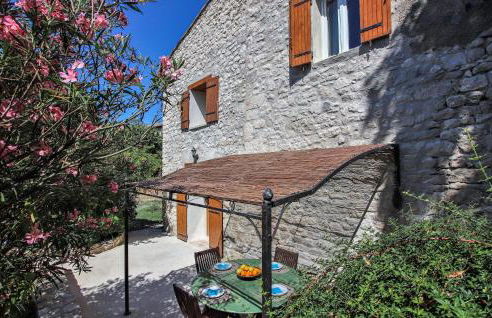 2 Bedroom Beautiful Home In St Didier - Foto 11