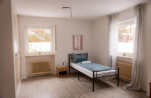 Yello Homes - großes Apartment - Am Waldrand, 15 min bis Nürnberg Messe, für 8 Personen, 2 WC's - Foto 23