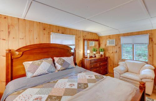 Rustic Berkshires Cottage at Lake Buel with Kayaks! - Foto 12