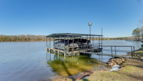 Lake Dardanelle Home with Dock! Fish On-Site - Foto 5