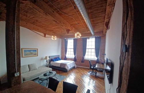 Detroit Artsy Industrial Loft - Foto 1