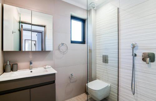 Lea Villa - Brand New Modern Villa - Photo 23