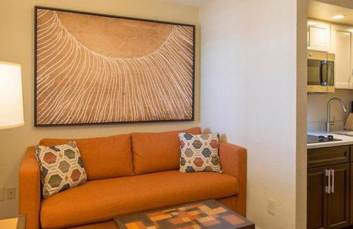 Tropical 1BD vacation condo in beautiful resort setting with pool amenities to enjoy - Foto 12