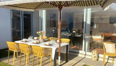 Pena's Family Beach House - Foto 2