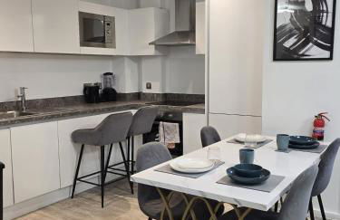 Mega9 Luxury 2Bedrooms Apartment - 2Baths, 2Toilets - Foto 32