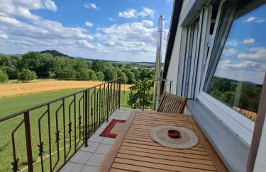 Ferienwohnung mit Weitblick in Nordhessen - Foto 1