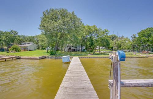 Dock, Deck and Kayaks Home on Cedar Creek Reservoir - Foto 33