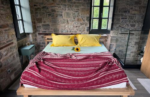 Χελιδόνα - Helidona - Foto 9