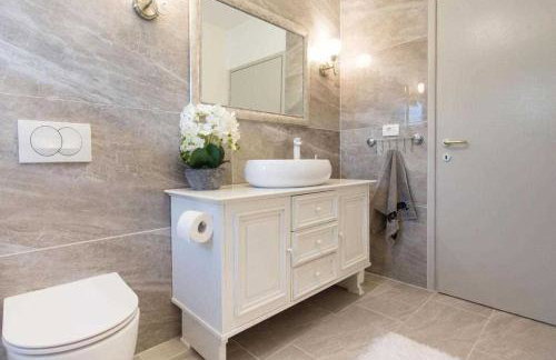 Villa Silence with pool Near Krka National Park - Foto 41