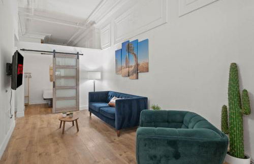 Party in Gaslamp 4BR Downtown Pad with Bathtub - Foto 16