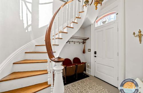 Historic 1868 Farmhouse Kettle Moraine Getaway - Foto 13