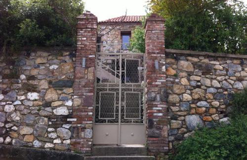 FEEL LIKE HOME IN LESVOS - Foto 24