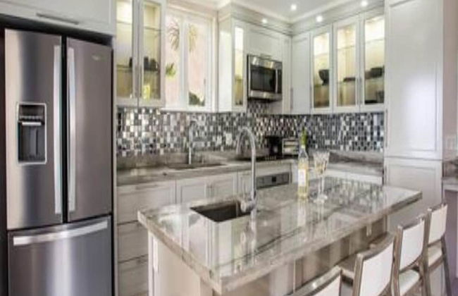 Villa Francoise - 4 Bedroom Beachfront w Pool - Foto 15