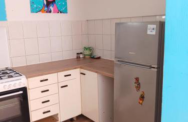 Babaloo Beach Apartments - Photo 12