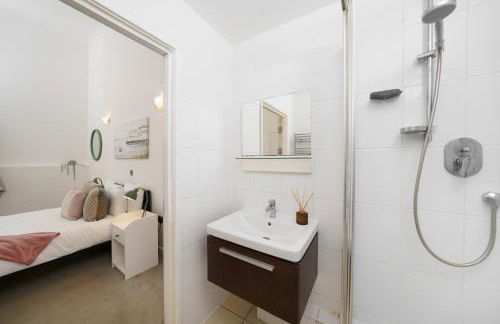 Modern 3BR - Flat Sleeps 8 - Walk to Liverpool St - Foto 7