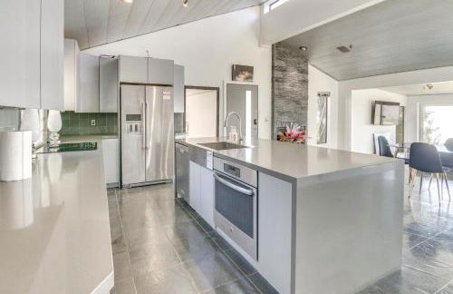 3 Mi to Beach Home with Pool and Spa in Malibu! - Foto 9