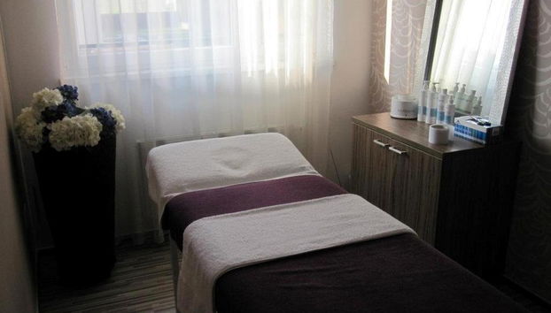 Melrose Apartments - Photo 3