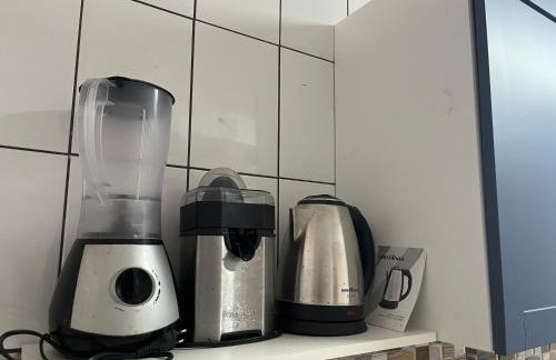 Apto Tombo Guarujá lindo 2dorm 2 banh pé na areia com elevador promoção - Foto 20