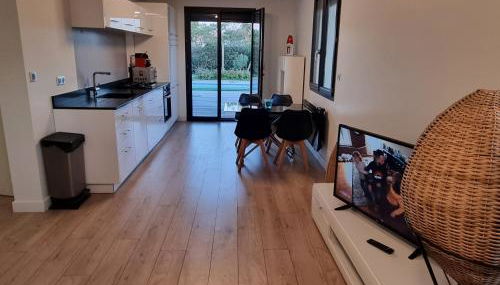 Piscine privative, CLIM, WIFI, 150m de la plage, 6 couchages, bel appartement rdc - Foto 4