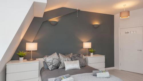 Shoppers Oasis - Heart of Leeds City Centre - Pass the Keys - Foto 3