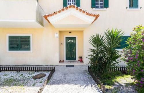 Alojamento - Apartamento ou quarto - Estacionamento à porta - Foto 45