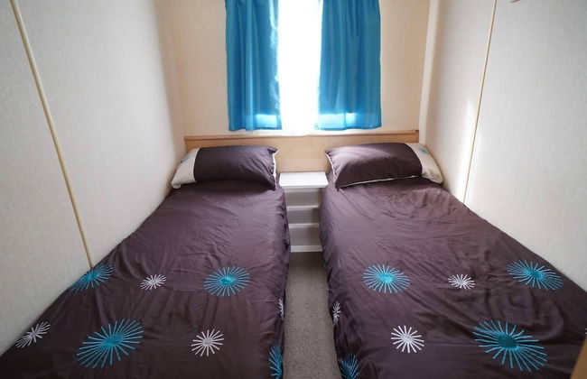 Pets go Free Family 3 Bed Caravan With Decking - Foto 2