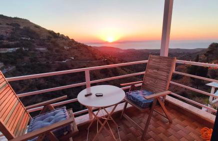 Aggelos & Melina studios - Enjoy sunset from Melina - Photo 1