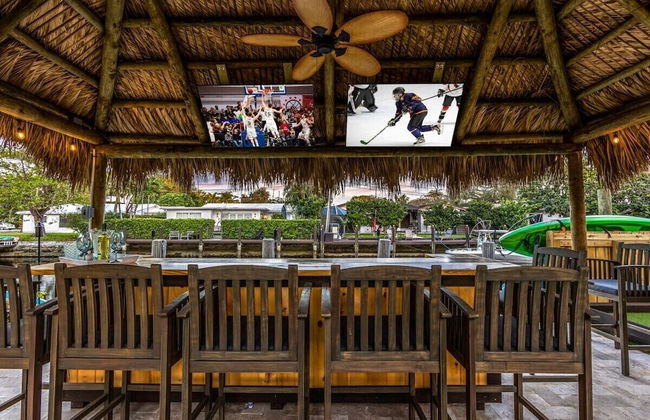 New Waterfront Oasis, Minutes to Beach, Eats, Shops - Foto 45