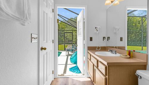 1061 Lake Berkley 4 Bed with Pool&Spa - Foto 3, towels