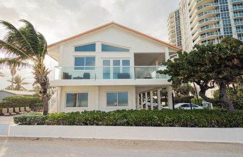Oceanfront Luxury Villa 5Bedroom and 4Bath Beach Access - Photo 69