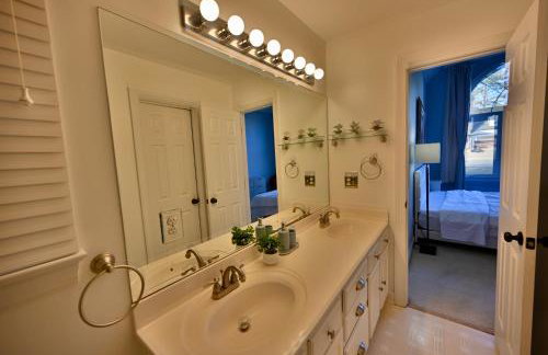 Majestic Home in Summer Oaks - Foto 26