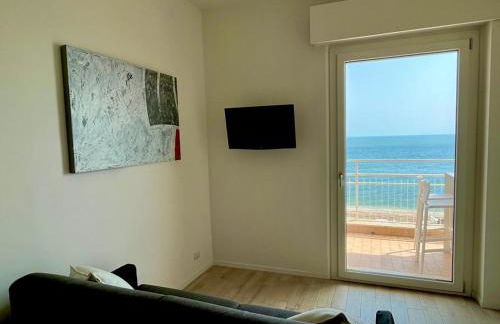 La Finestra sul Mare a 20 mt dal mare - Foto 8