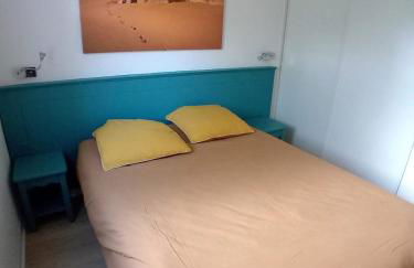 Maison au calme à l'intérieur du golf de Ploëmel, entre terre et mer, 2 chambres, 10 min des plages - Foto 8