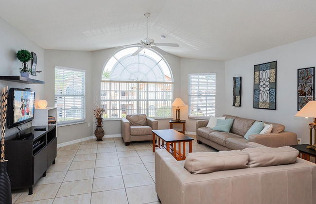 Villas at Island Club Community, Pools, Jacuzzi and More! - Photo 2