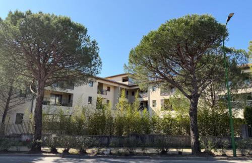 Superbe appartement à Uzès avec place de parking - Foto 25