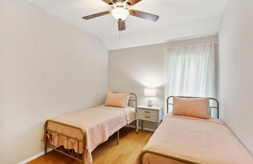 Family Fun Retreat- Pool & Entertainment Haven! home - Foto 19