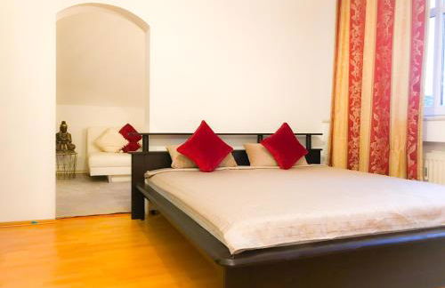 "Casa20200" 2 x Apartments je 150qm für Business, Familien, Gruppen, Handwerker 15min von BERLIN, Erdbeerhof, Outlet B5, 5min vom See Falkensee !! 2 Apartment each 150qm for BUSINESS , FAMILIES 15min from BERLIN!! - Foto 50