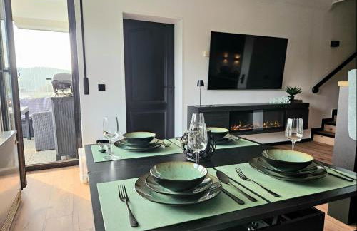 Gipfelpanorama Winterberg mit Berg- und Seeblick, Boxspringbett mit ausfahrbarem TV - Foto 10