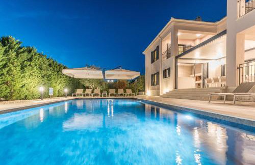 Luxurious Zadar Villa 5 Bedrooms Villa Tranquil Adore Private Heated Pool - Foto 1