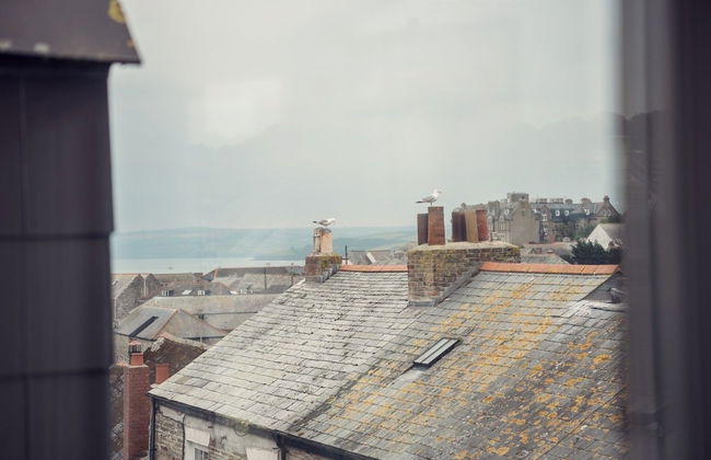 Padstow Breaks - Duke House - Photo 45